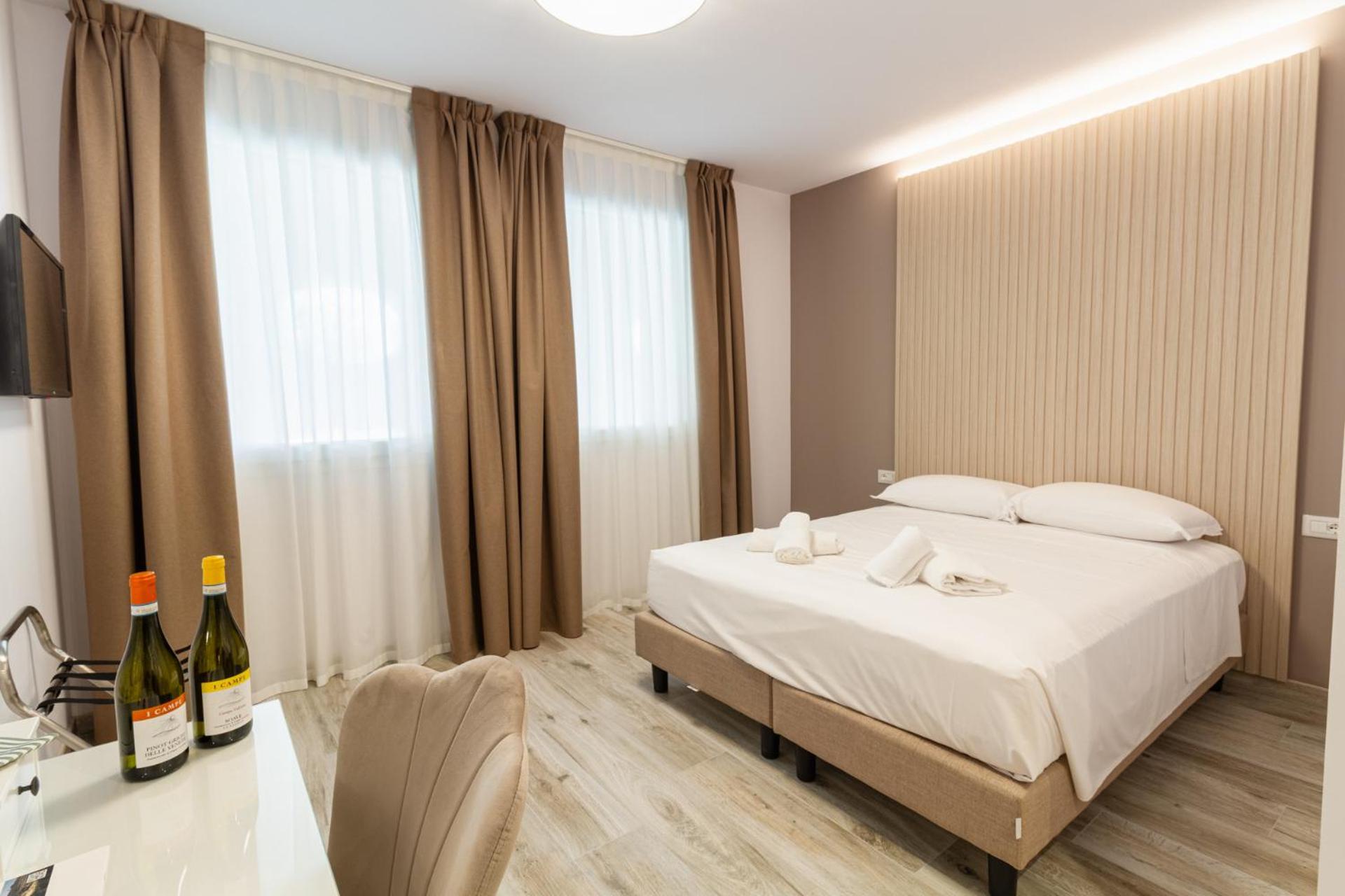 I Campi Wine Relais Hotel Ronchi  Eksteriør billede